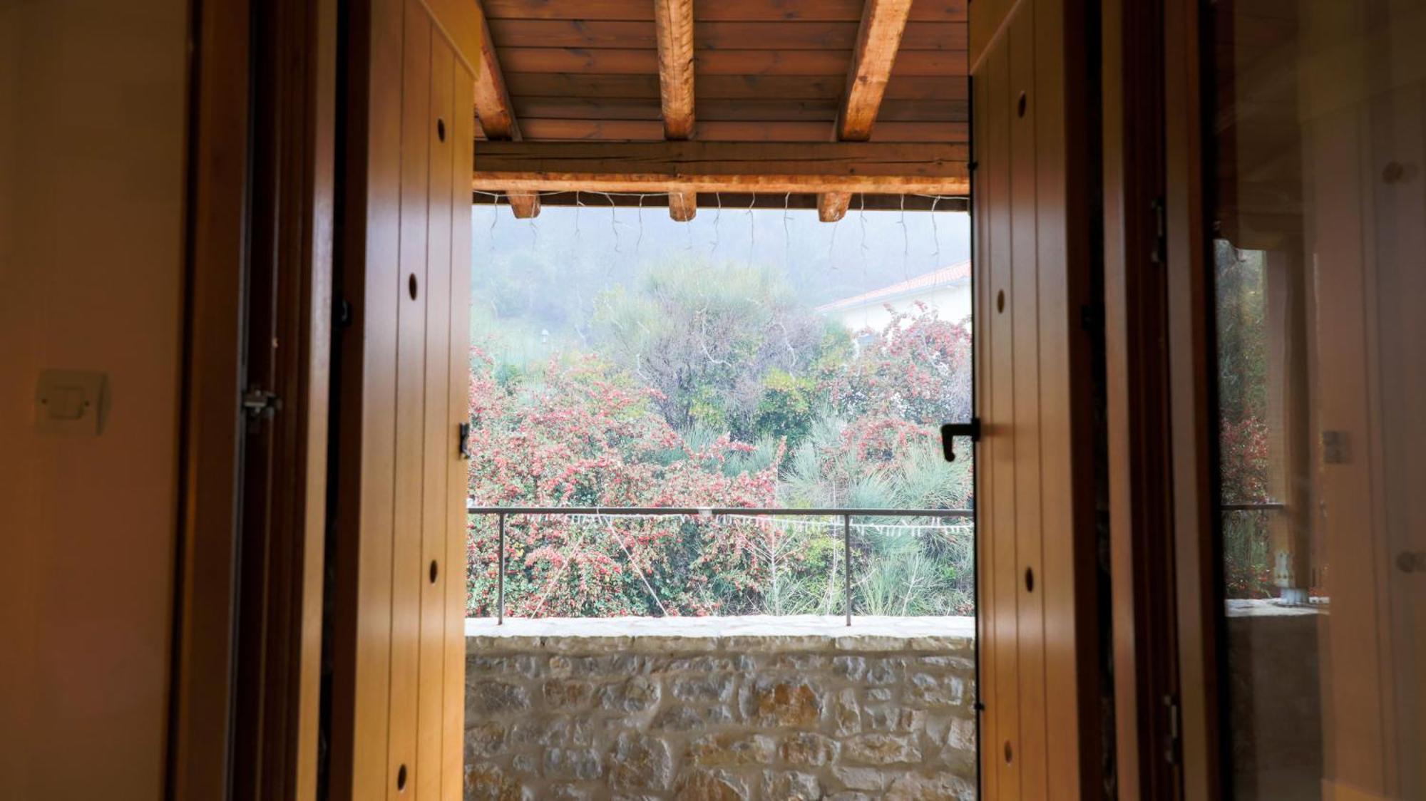 Hotel Papanikola Piána Exterior photo