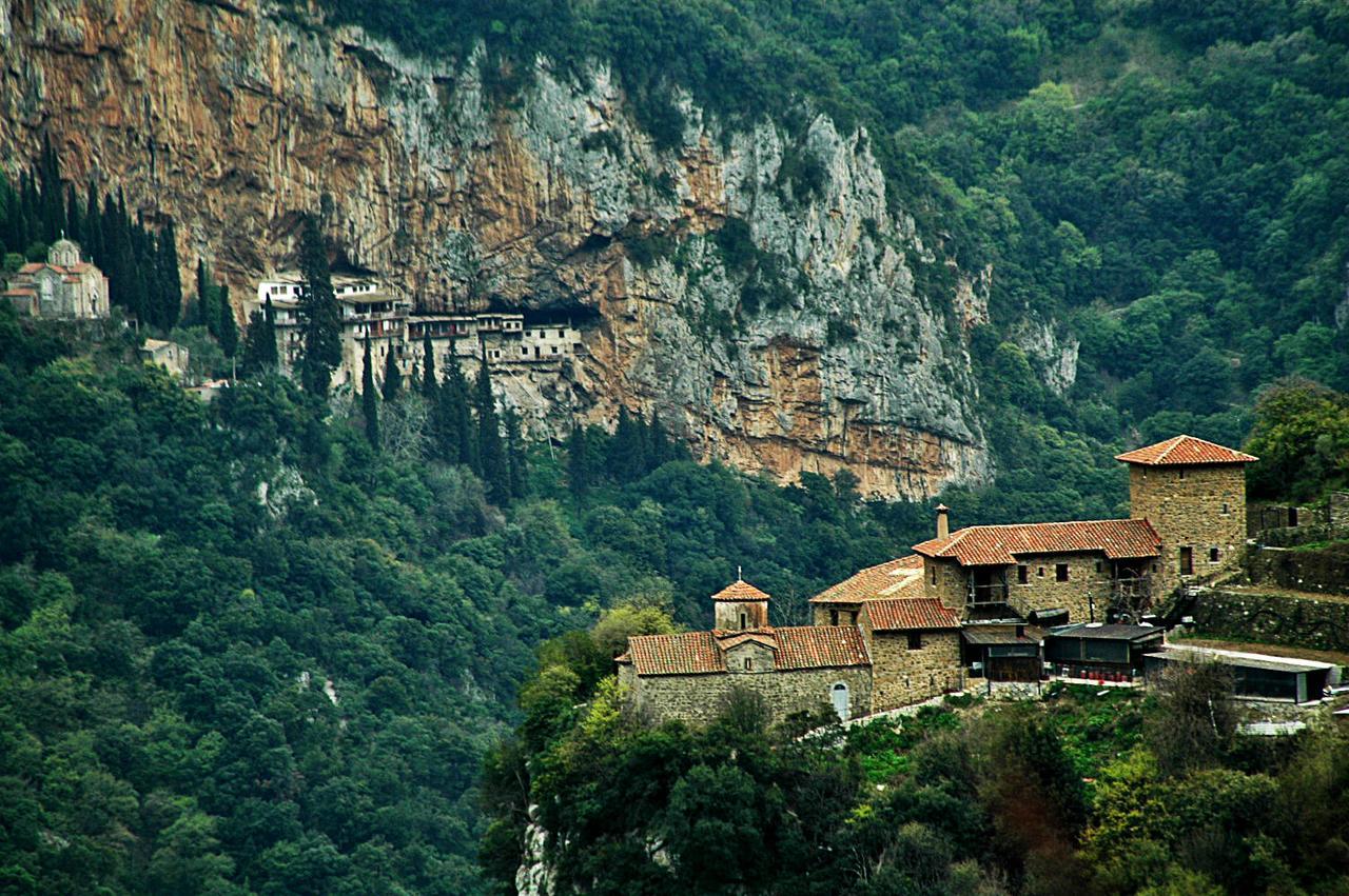 Hotel Papanikola Piána Exterior photo